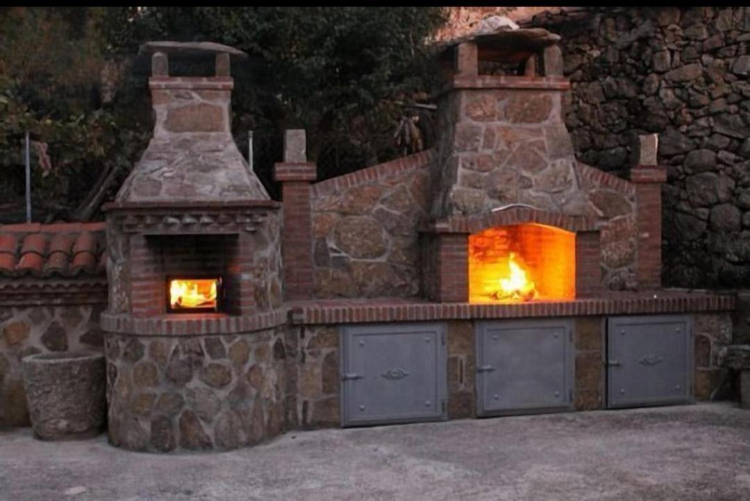 El Cauce Villa Navaluenga Exterior photo